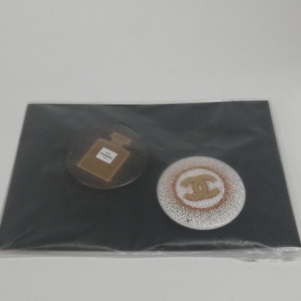 Chanel beauty pin
